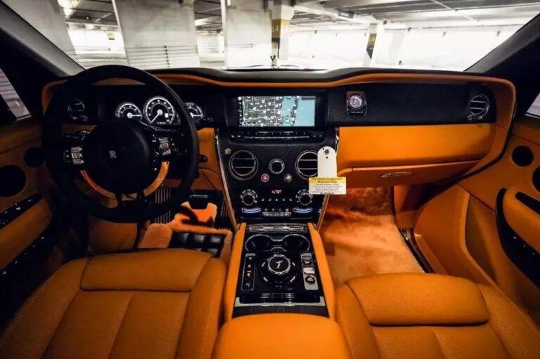2023 Rolls Royce Cullinan for sale | Brickell Exotic Car Sales - Miami, FL